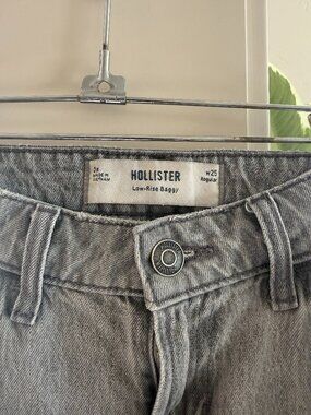 Hollister Low Rise Baggy Jeans